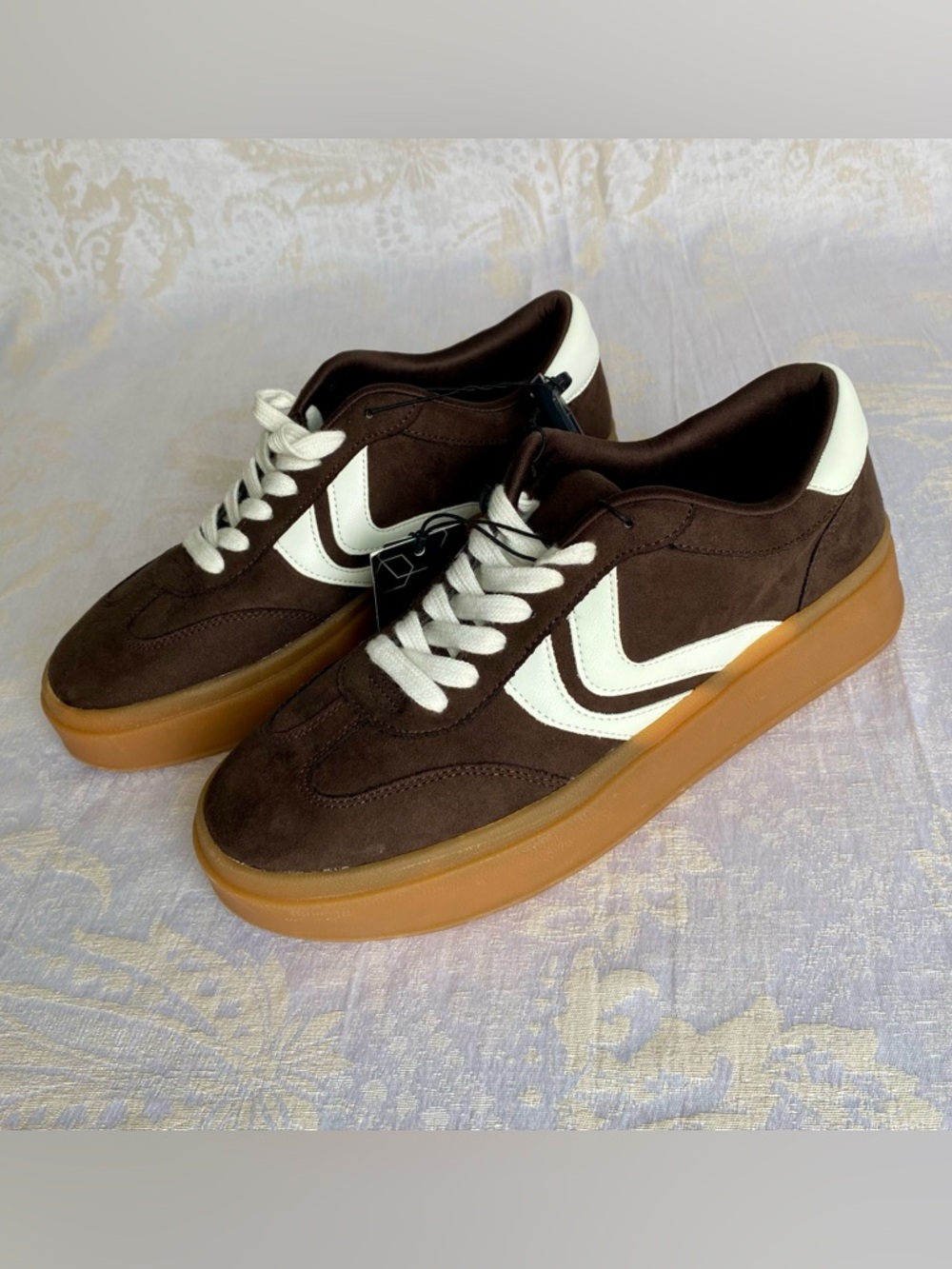 Women Madden NYC Low Top Platform Sneakers Shoes